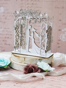 Tekturka "Kochaj" - Pergola 3d z Młodą Parą