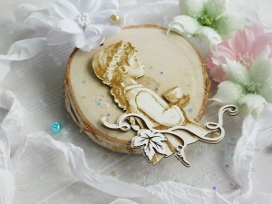 Tekturka "Komunia 2023" - Dziewczynka, winorośl