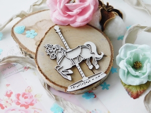 Tekturka "Jak z bajki" - Koń karuzela ażurowy z tłem